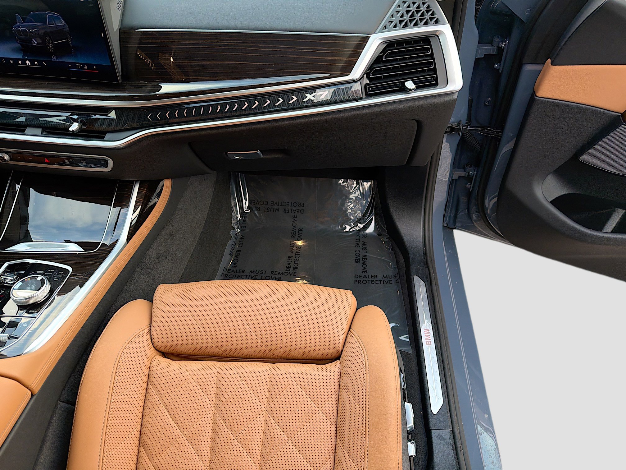 Used 2026 BMW X7 xDrive40i image 18