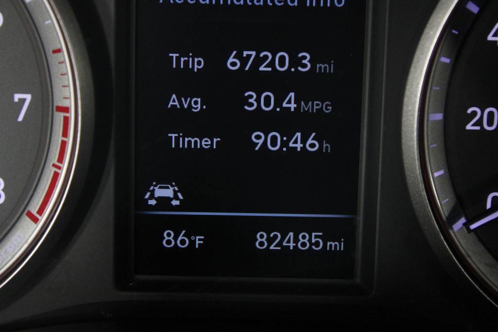 Used 2020 Hyundai Veloster 2.0 Premium FWD image 27