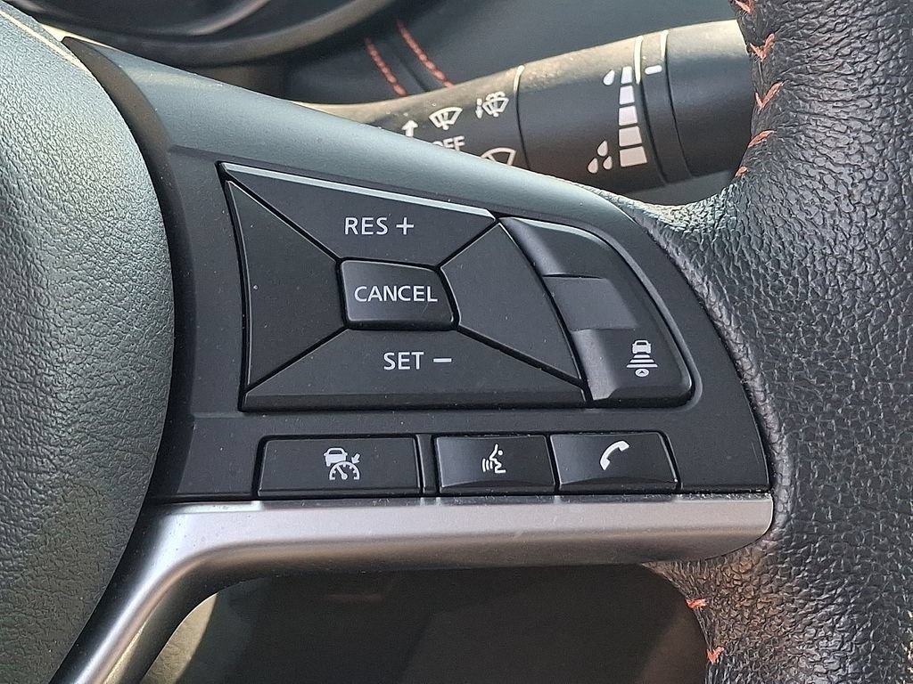 Used 2021 Nissan Versa SR w/ Convenience Package FWD image 17
