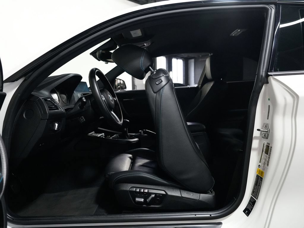 Used 2018 BMW M2 w/ Executive Package RWD image 30