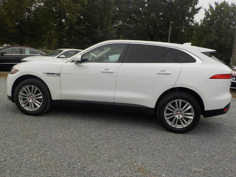 Used 2019 Jaguar F-PACE Prestige image 2
