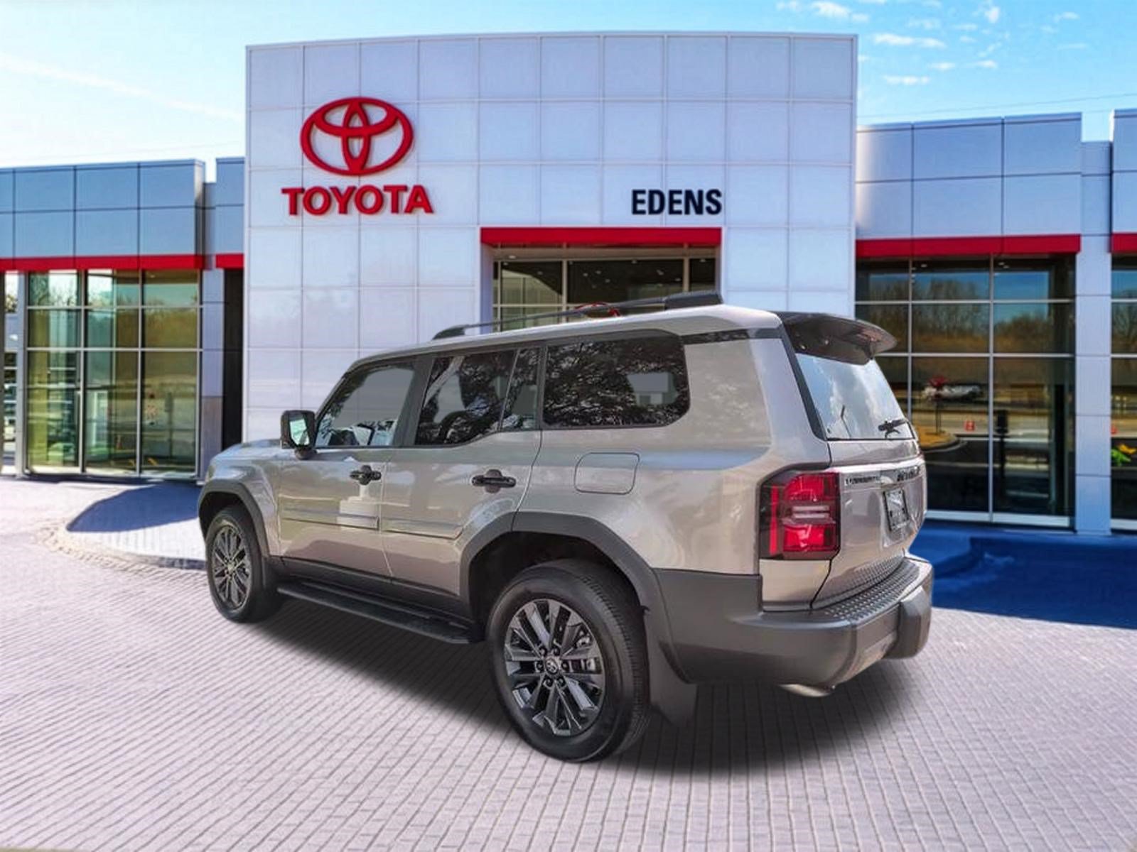 New 2027 Toyota Land Cruiser w/ Premium Package AWD/4WD image 7
