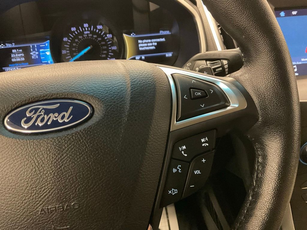 Used 2019 Ford Edge SEL w/ Equipment Group 201A AWD/4WD image 18