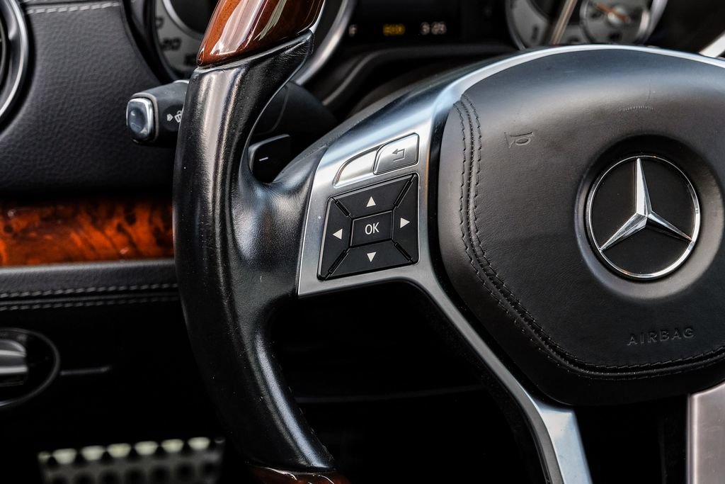 Used 2014 Mercedes-Benz SL 550 image 12