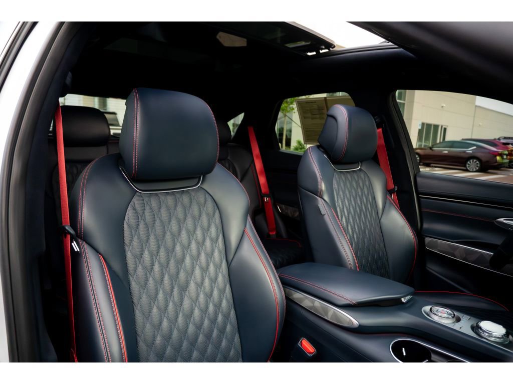 Used 2022 Genesis GV70 3.5T Sport w/ Sport Advanced Package AWD/4WD image 20