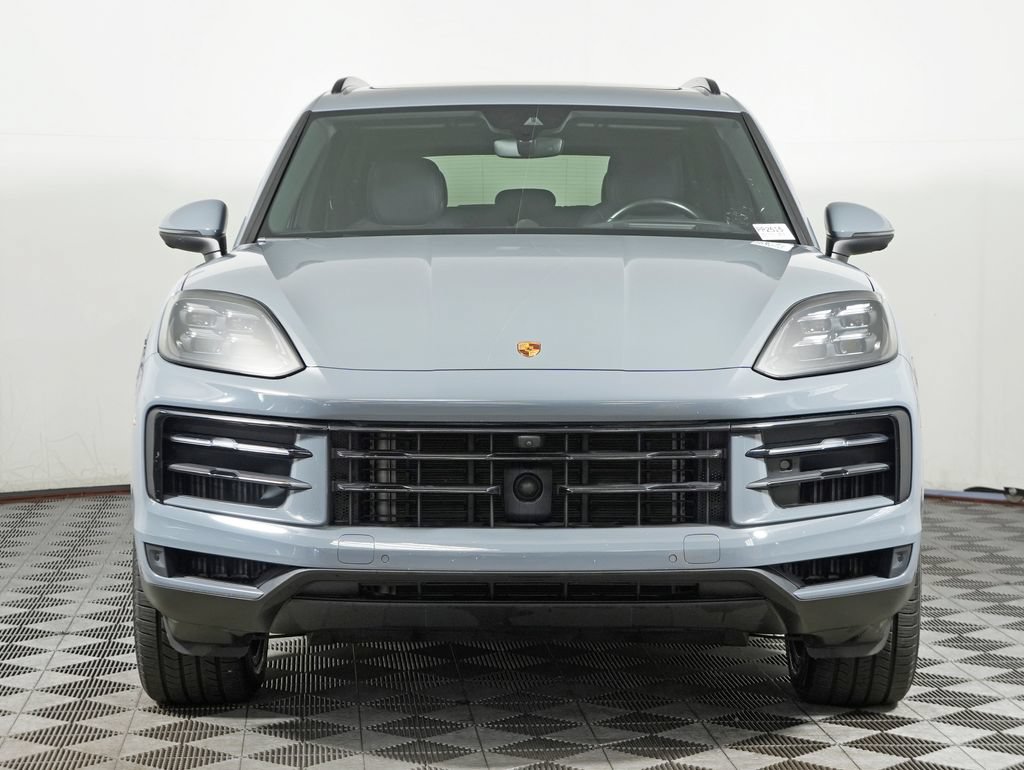 Certified 2024 Porsche Cayenne AWD/4WD image 10