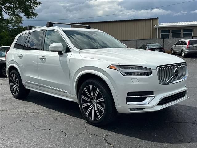 Used 2023 Volvo XC90 B6 Plus w/ Protection Package Premier AWD/4WD image 2