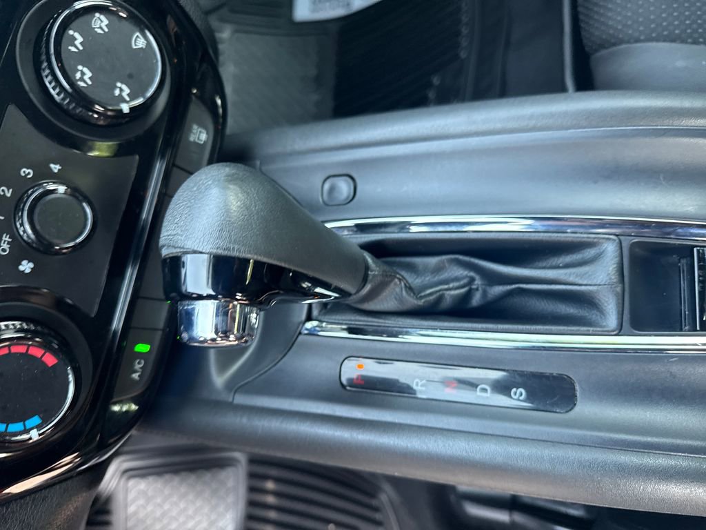 Used 2019 Honda HR-V Sport image 25