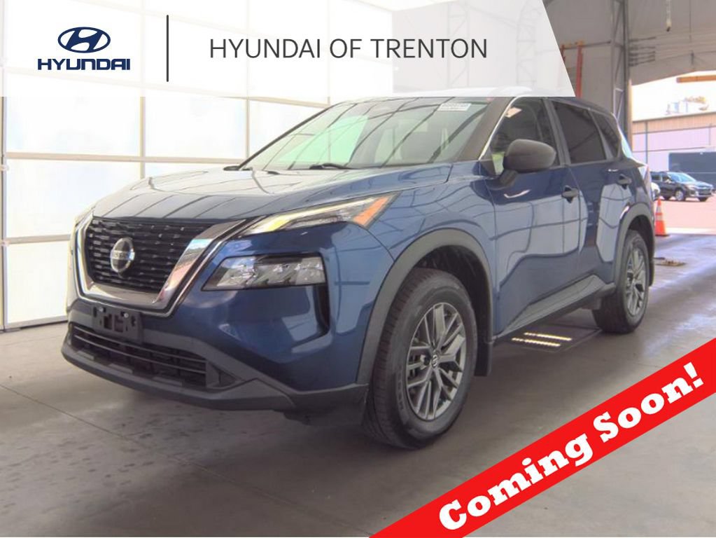 Used 2021 Nissan Rogue S AWD/4WD image 1