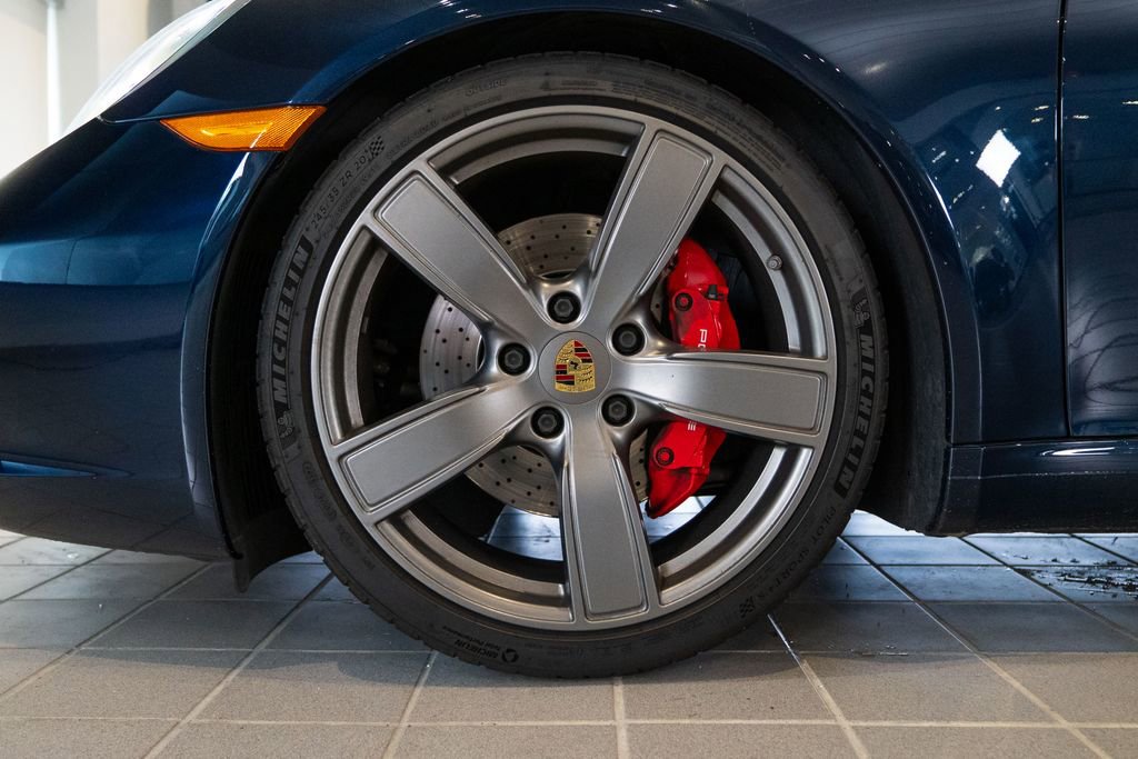 Certified 2018 Porsche 911 Carrera S RWD image 11