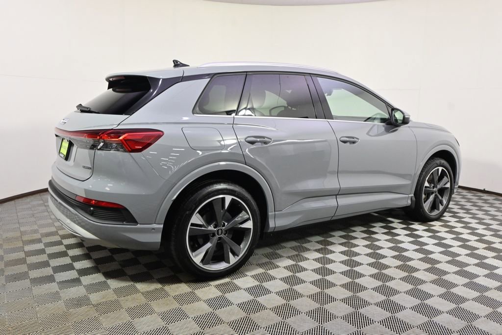 Used 2022 Audi Q4 e-tron Prestige image 7