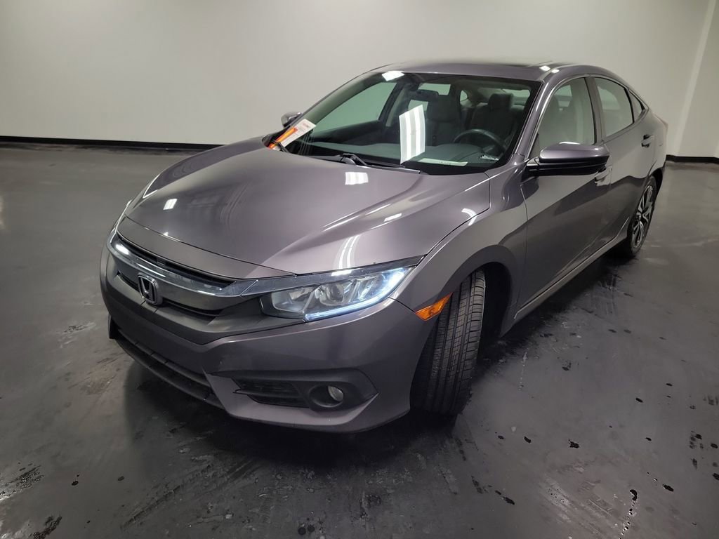 Used 2017 Honda Civic EX-T image 4
