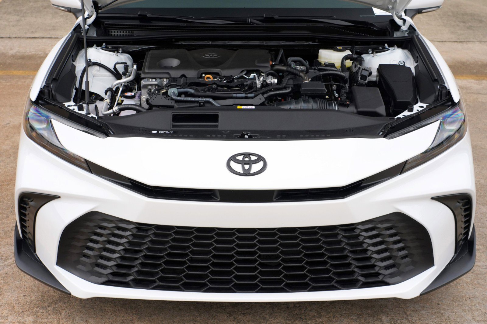 Used 2026 Toyota Camry SE w/ Multimedia Upgrade Package FWD image 7