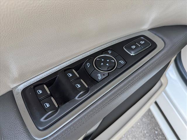 Used 2018 Lincoln Continental Reserve AWD/4WD image 29