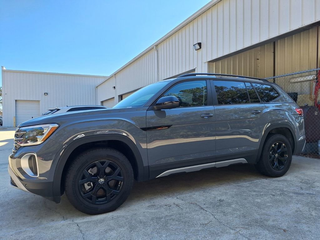 Used 2025 Volkswagen Atlas Peak Edition SE