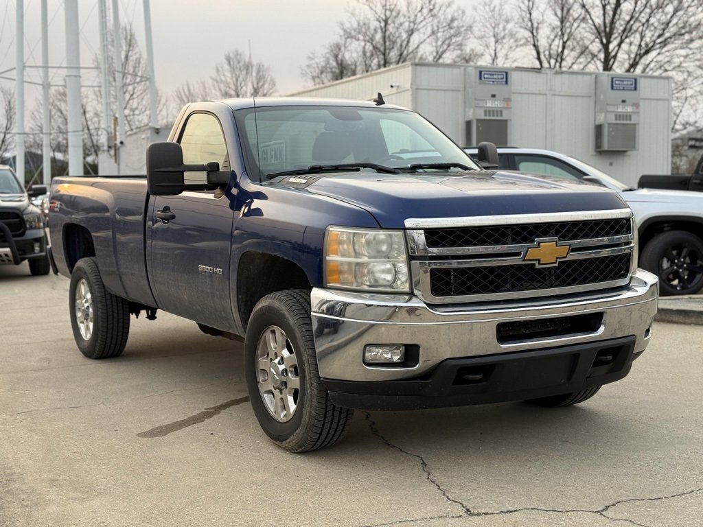 Used 2013 Chevrolet Silverado 3500 LT w/ Interior Plus Package image 4