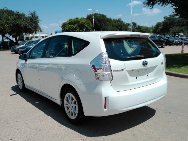 Used 2012 Toyota Prius V Two FWD image 9