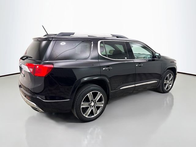 Used 2017 GMC Acadia Denali w/ Technology Package image 9