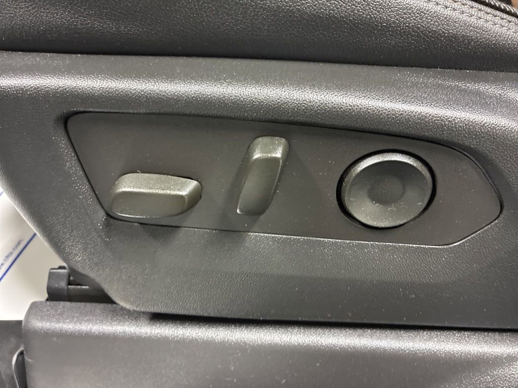 Used 2024 Chevrolet Silverado 2500 High Country w/ High Country Premium Package image 10