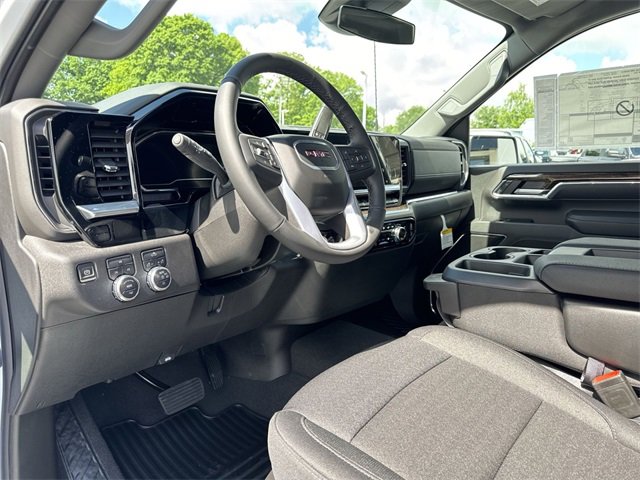 Used 2024 GMC Sierra 2500 SLE w/ SLE Value Package; image 25