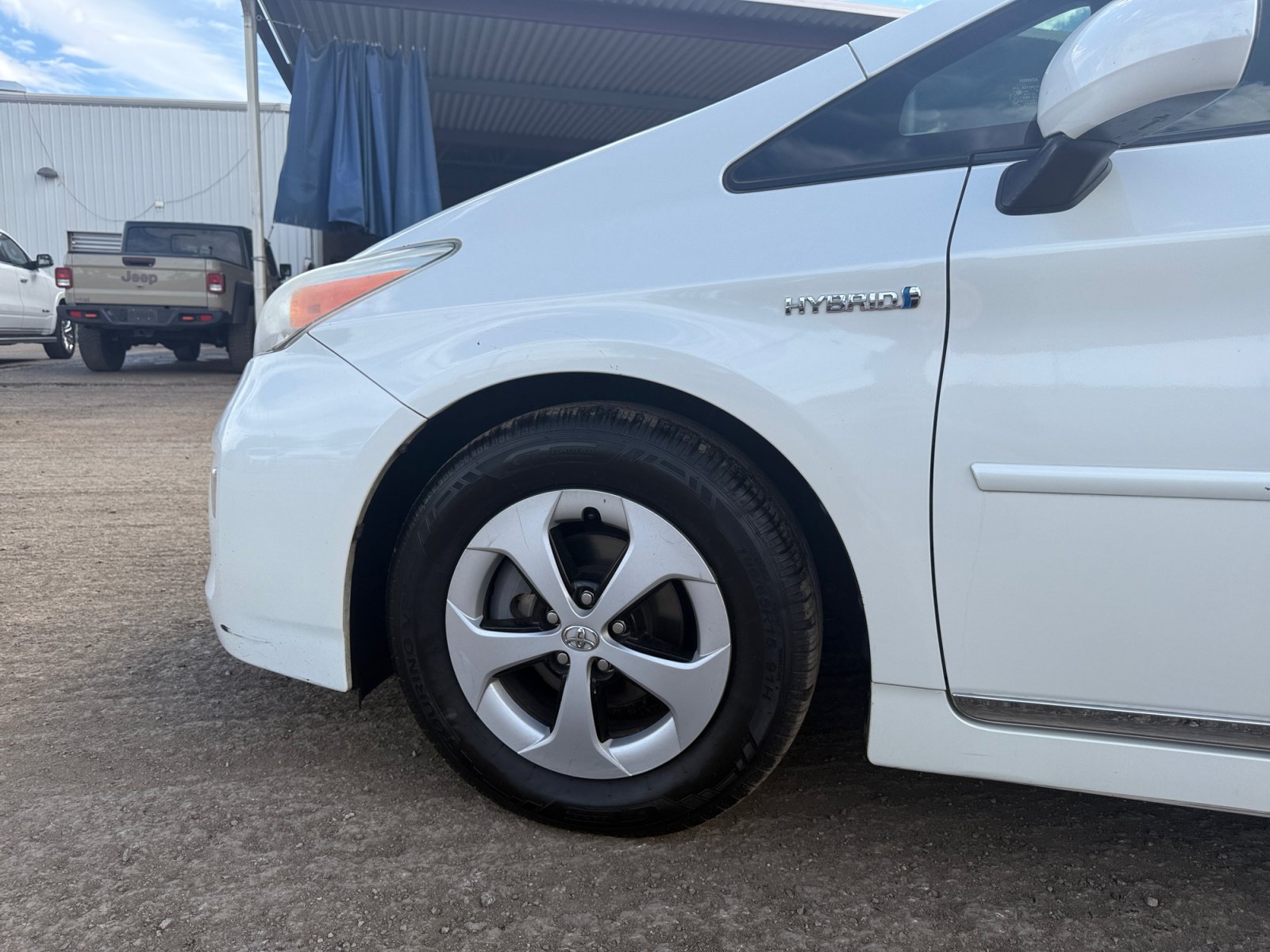 Used 2012 Toyota Prius Three w/ Solar Roof Pkg FWD image 10