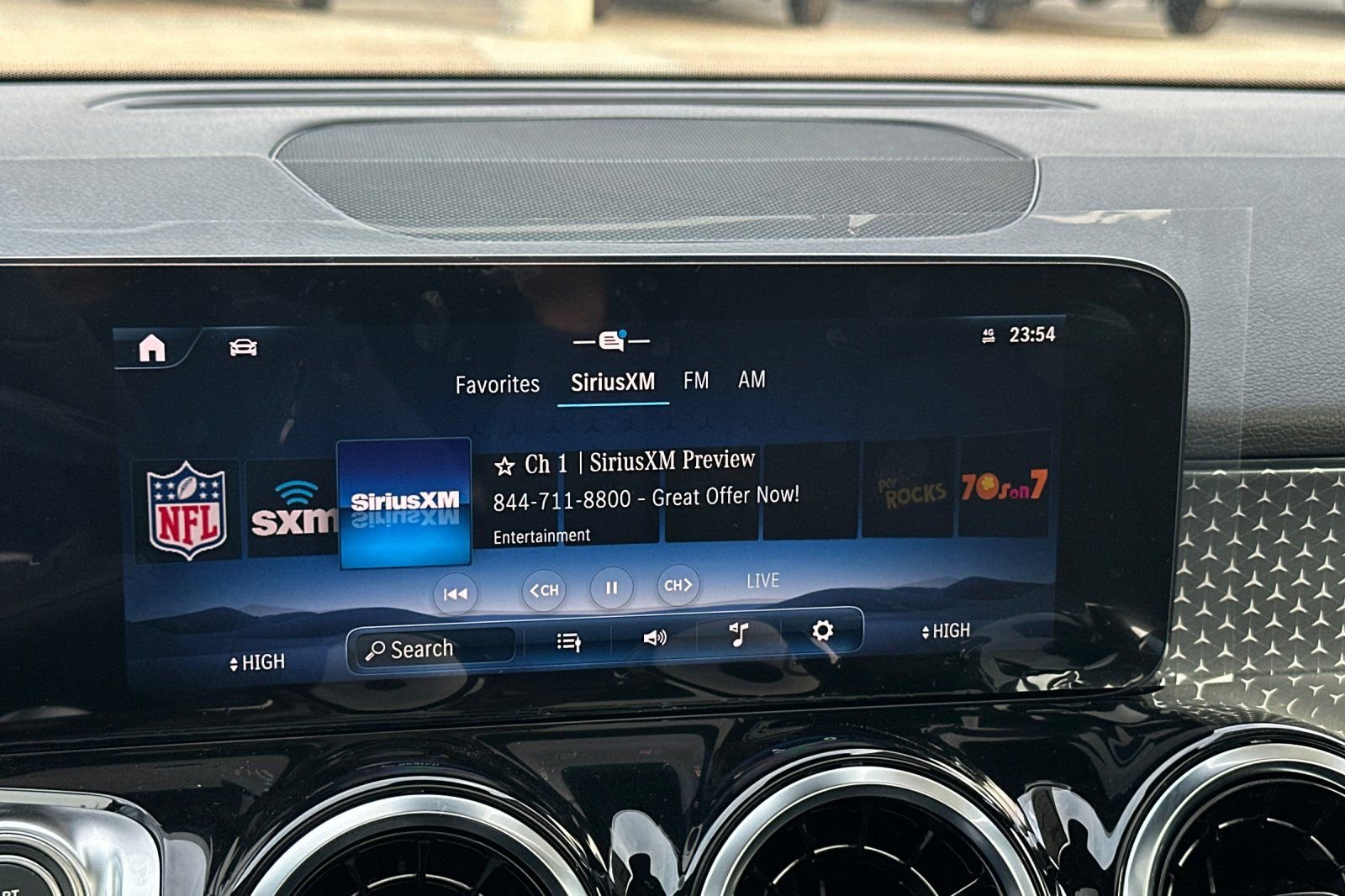 New 2026 Mercedes-Benz GLB 250 image 33