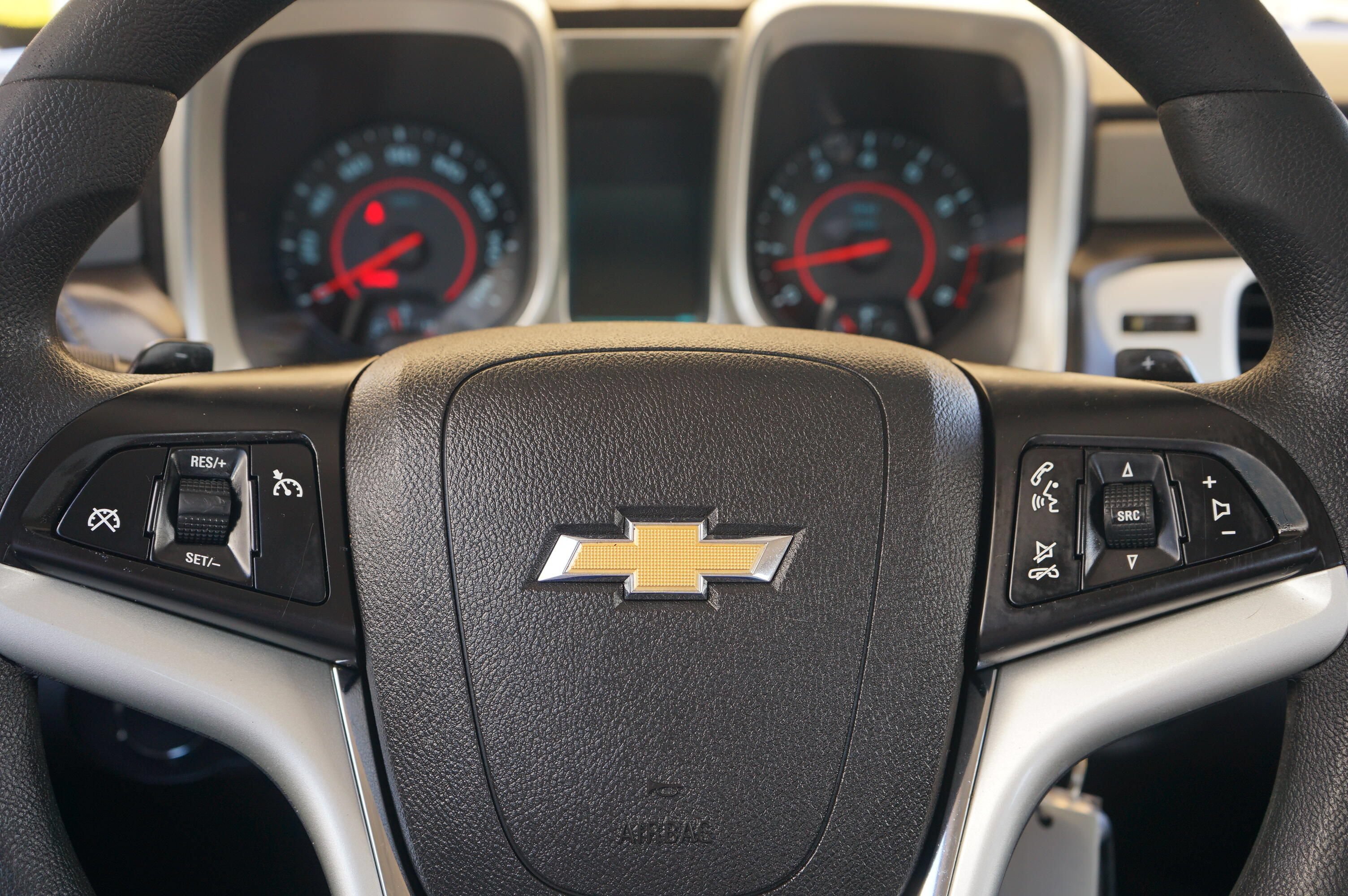 Used 2012 Chevrolet Camaro LS RWD image 19
