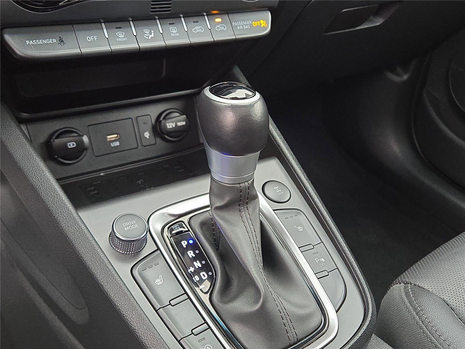 Used 2023 Hyundai Kona Limited image 7