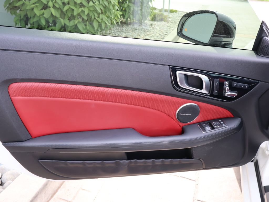Used 2018 Mercedes-Benz SLC 43 AMG image 17