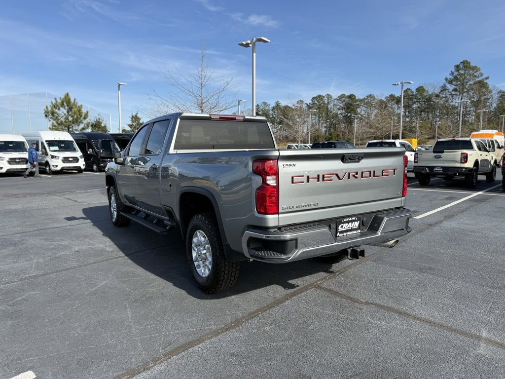 Used 2024 Chevrolet Silverado 2500 LT image 5