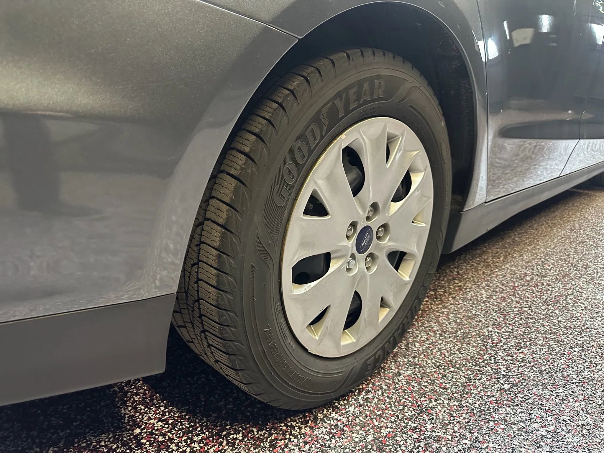 Used 2014 Ford Fusion S image 32