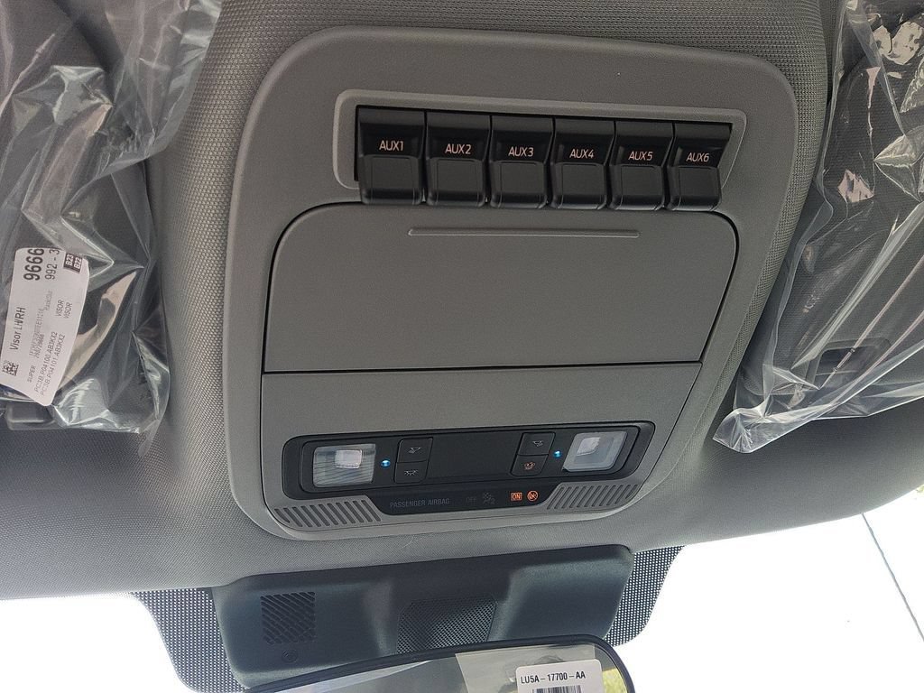 New 2026 Ford F350 XL w/ XL Chrome Package RWD image 13