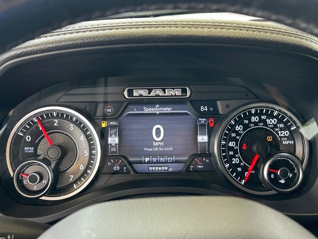 Used 2019 RAM 1500 Laramie AWD/4WD image 7