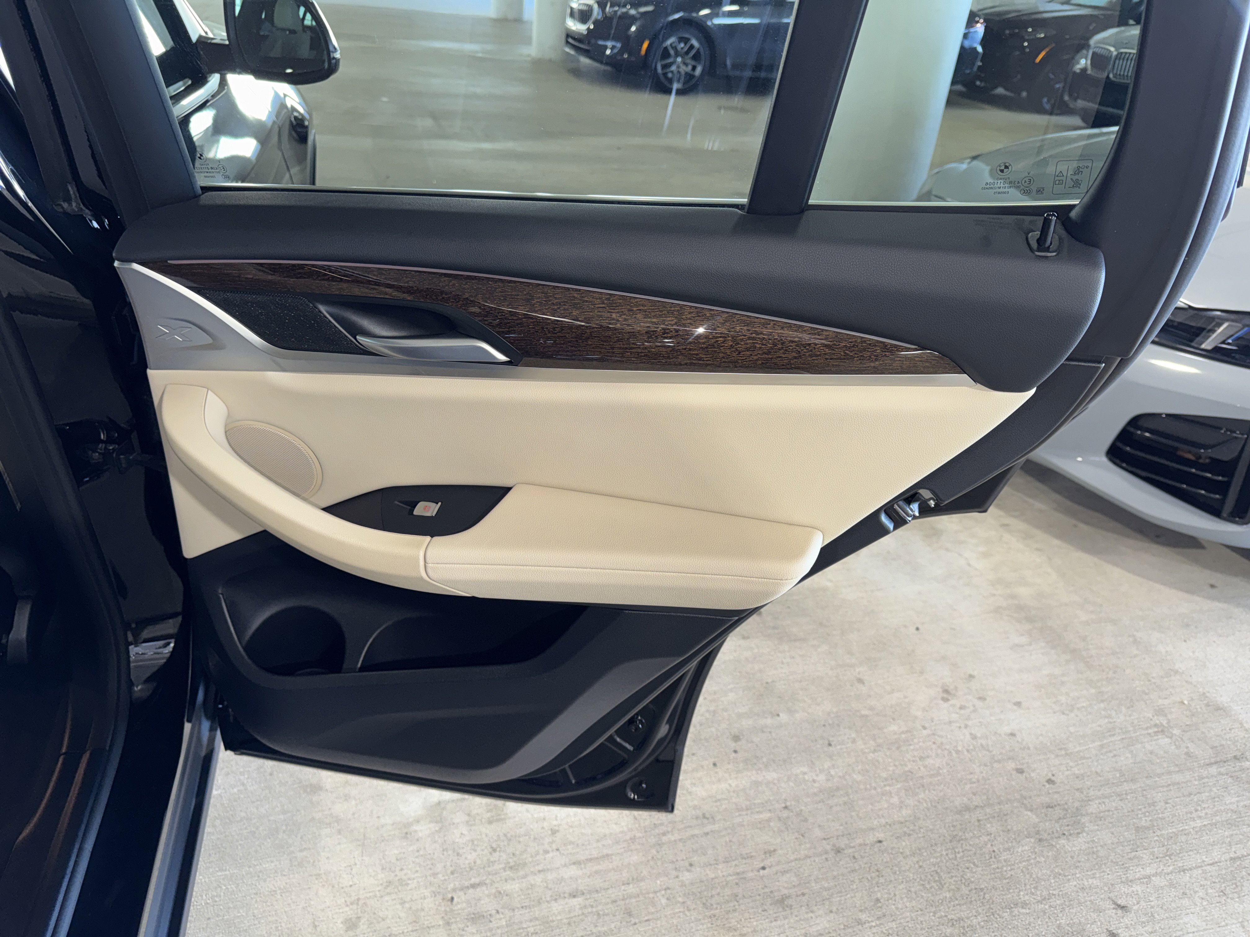 Certified 2024 BMW X3 sDrive30i w/ Convenience Package image 11