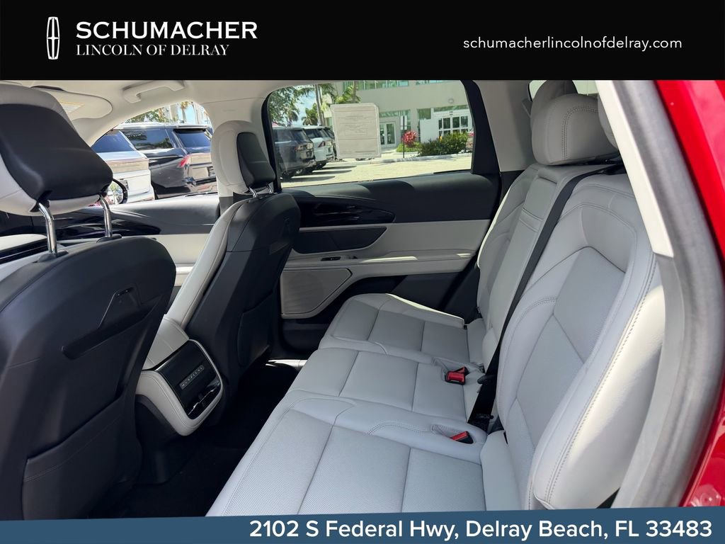 New 2026 Lincoln Nautilus Premier AWD/4WD image 12