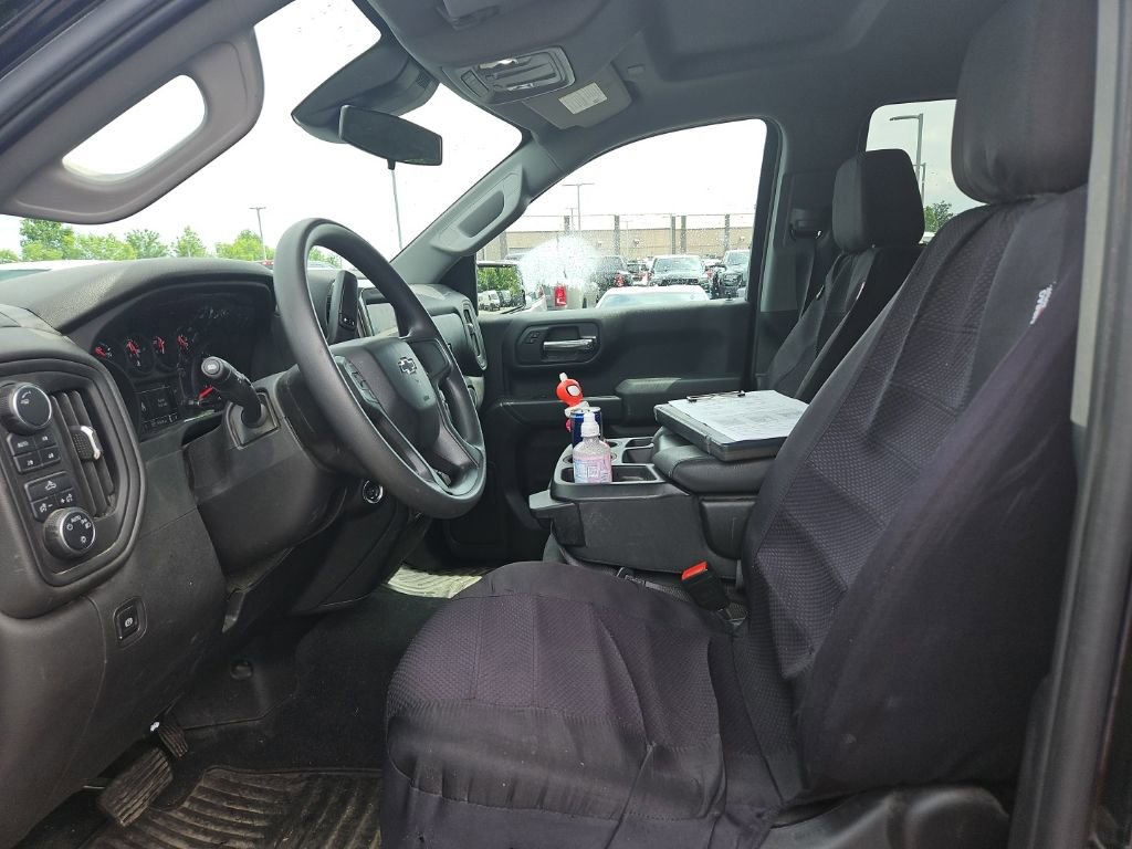 Used 2024 Chevrolet Silverado 1500 Custom Trail Boss w/ Turbomax Blackout Package AWD/4WD image 15