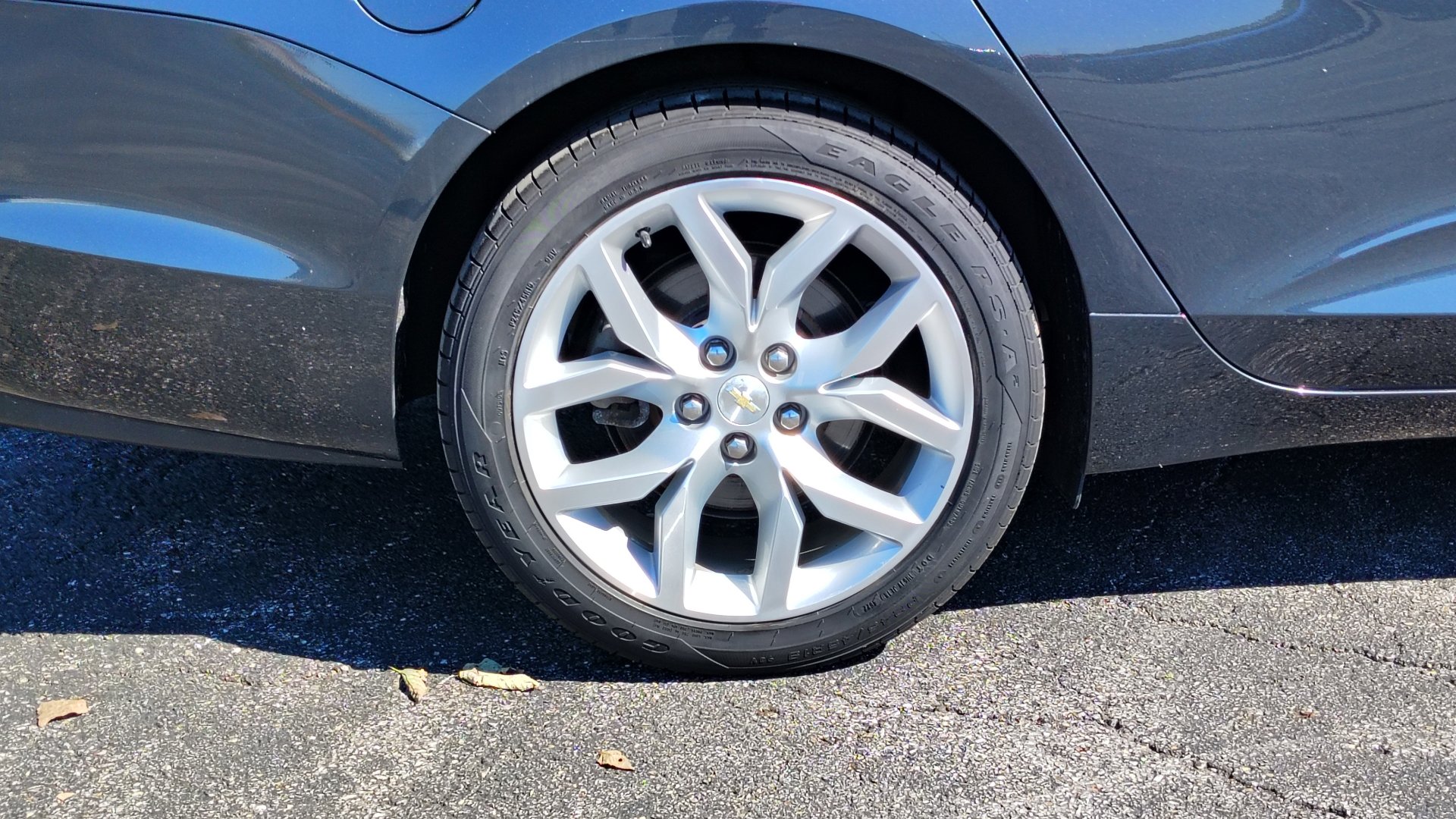 Used 2015 Chevrolet Impala LTZ image 28