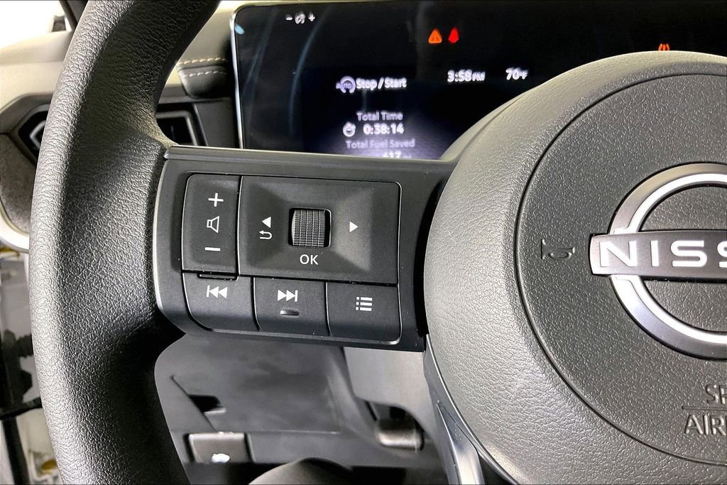 Certified 2025 Nissan Kicks SV image 26