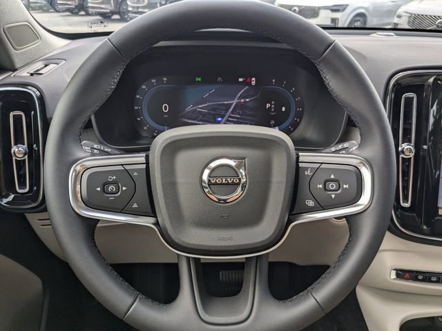 New 2025 Volvo XC40 B5 Plus w/ Protection Package Premier AWD/4WD image 34