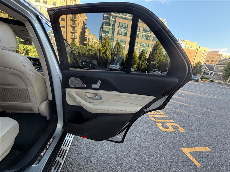 Used 2020 Mercedes-Benz GLE 350 4MATIC image 31