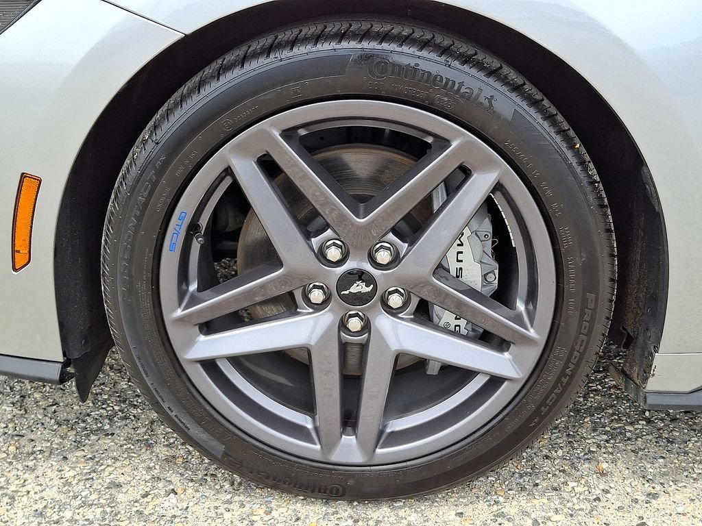 Used 2025 Ford Mustang GT Premium RWD image 9