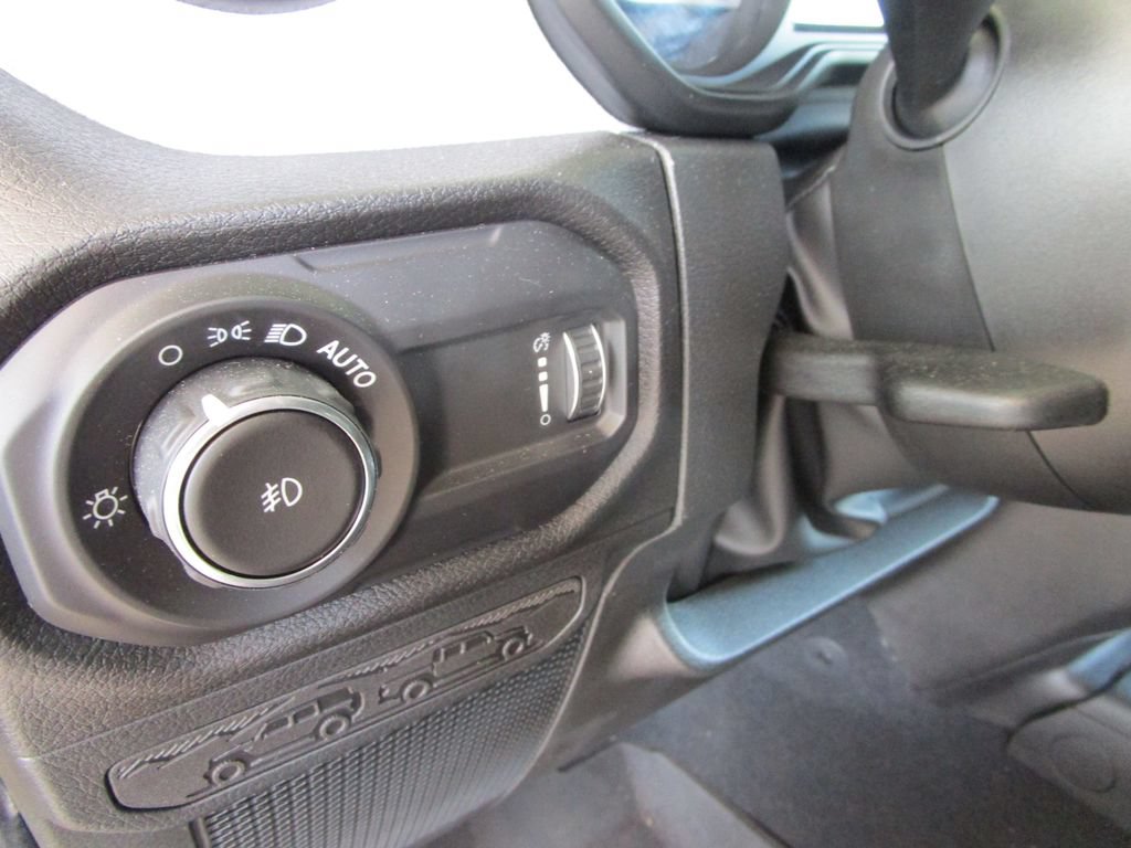Used 2025 Jeep Wrangler Sport AWD/4WD image 27