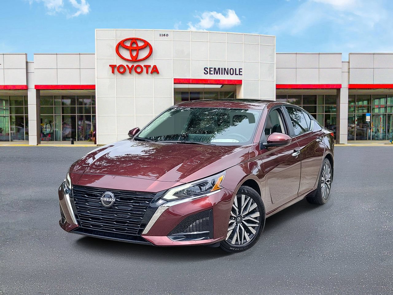Used 2024 Nissan Altima 2.5 SV w/ SV Premium Package