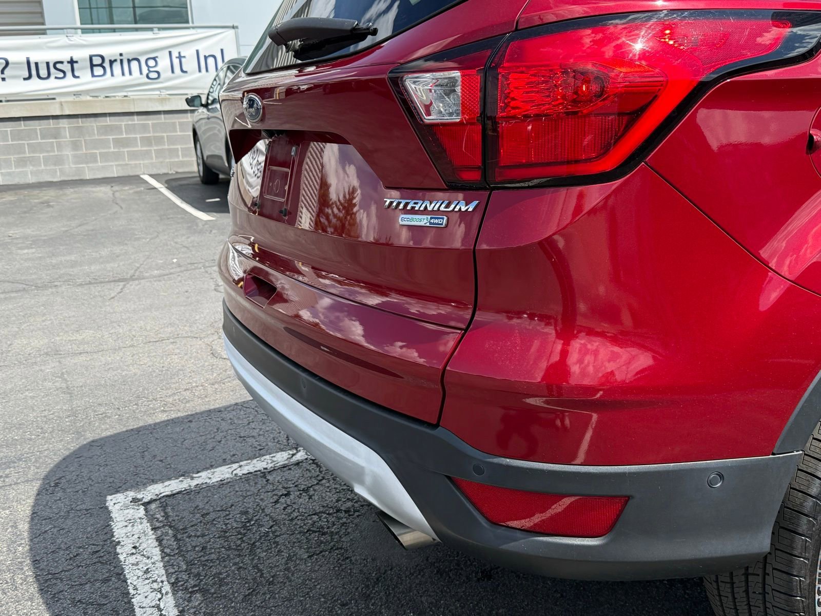 Used 2019 Ford Escape Titanium AWD/4WD image 11