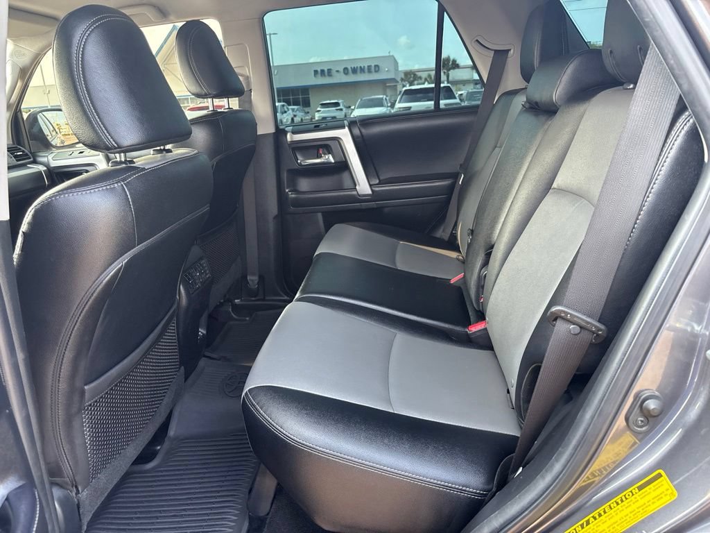 Used 2022 Toyota 4Runner SR5 Premium AWD/4WD image 43