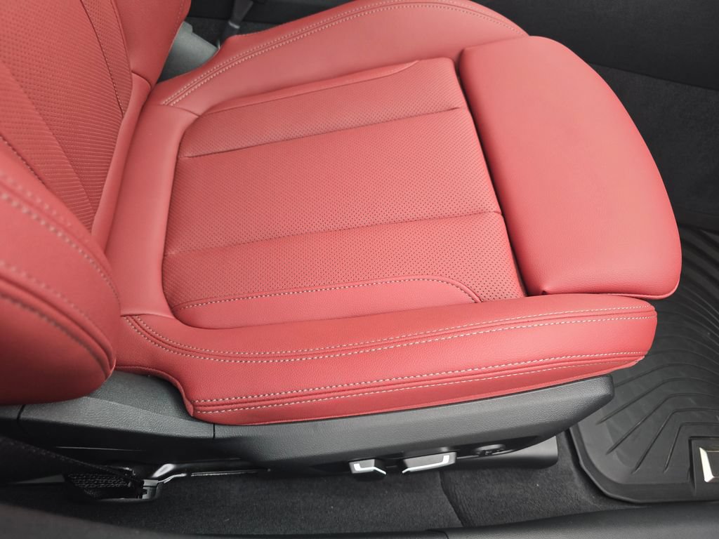 Used 2025 BMW i4 eDrive40 w/ Premium Package RWD image 25