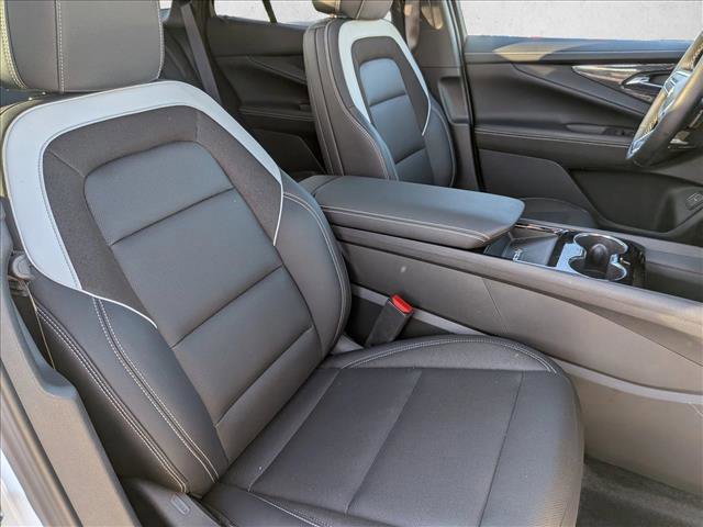 Used 2025 Chevrolet Blazer EV LT image 23