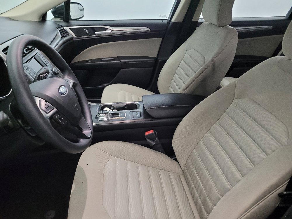 Used 2018 Ford Fusion S image 17