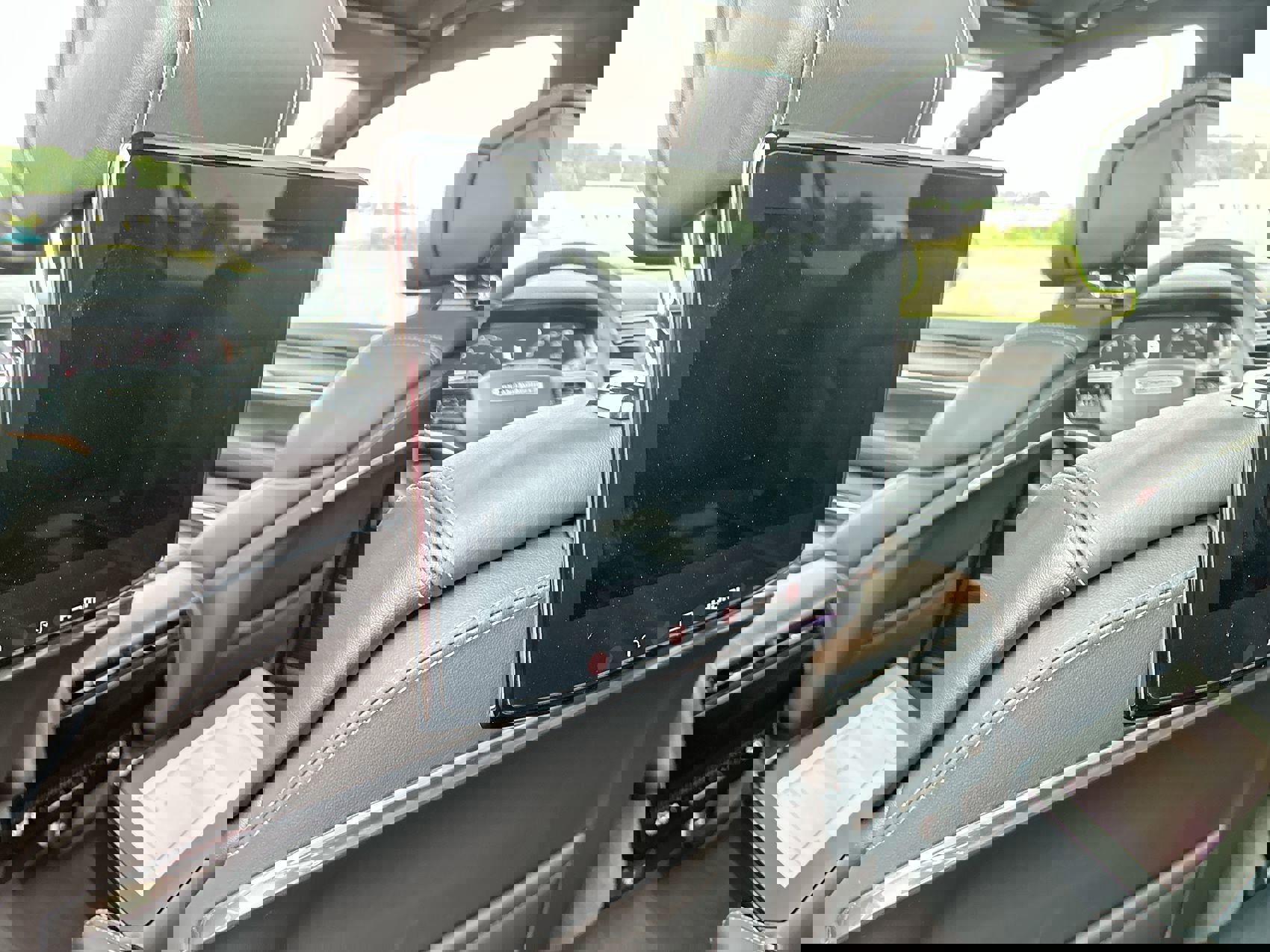 New 2024 Jeep Grand Wagoneer L w/ Rear Seat Video Group 1 image 24