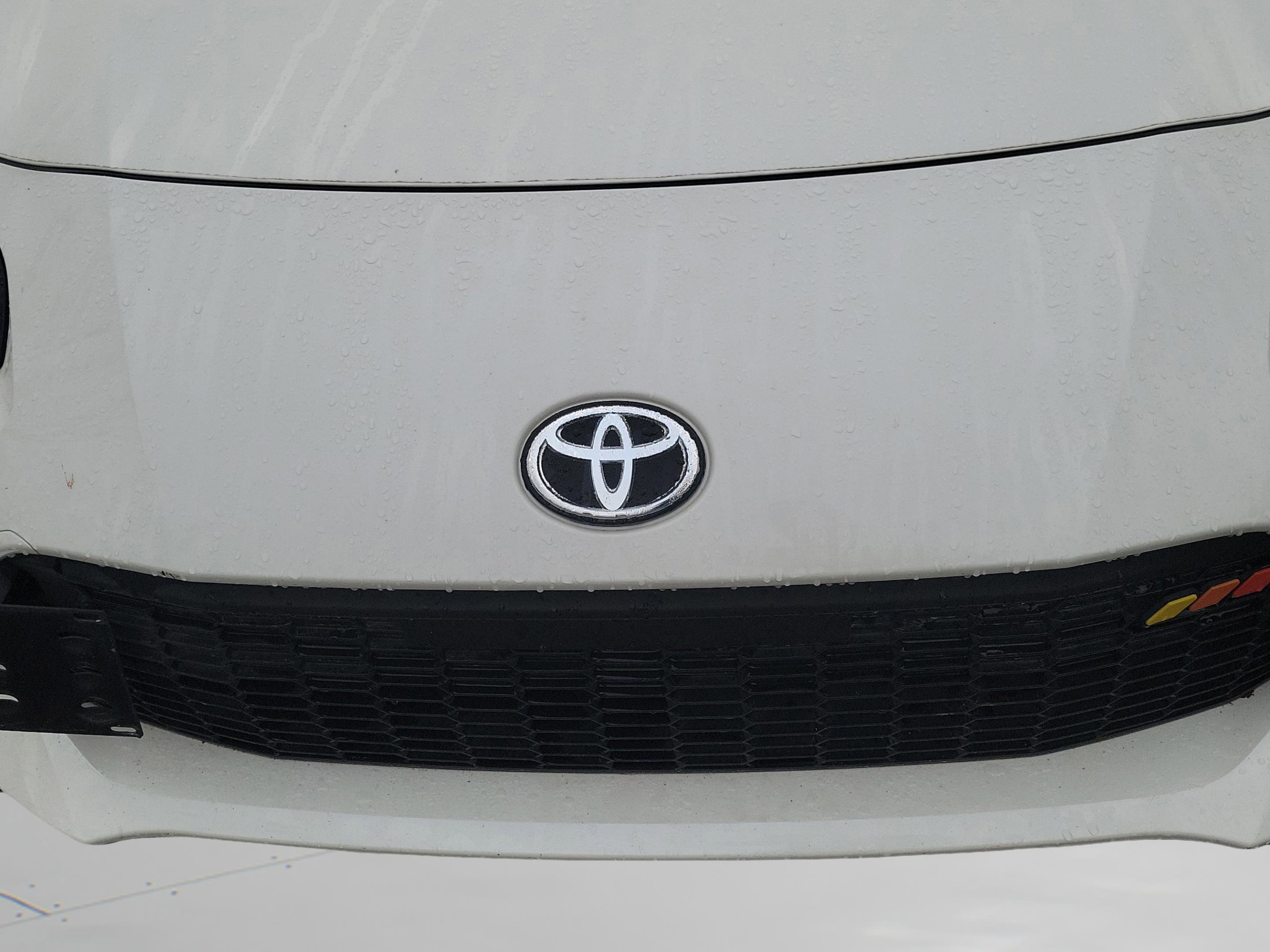 Used 2022 Toyota GR86 Premium image 30